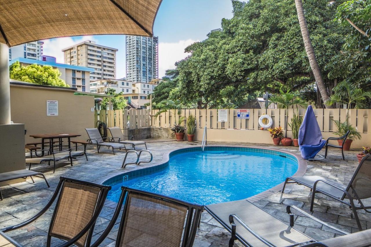 Beautiful Studio In The Heart Of Vibrant Waikiki Honolulu Buitenkant foto